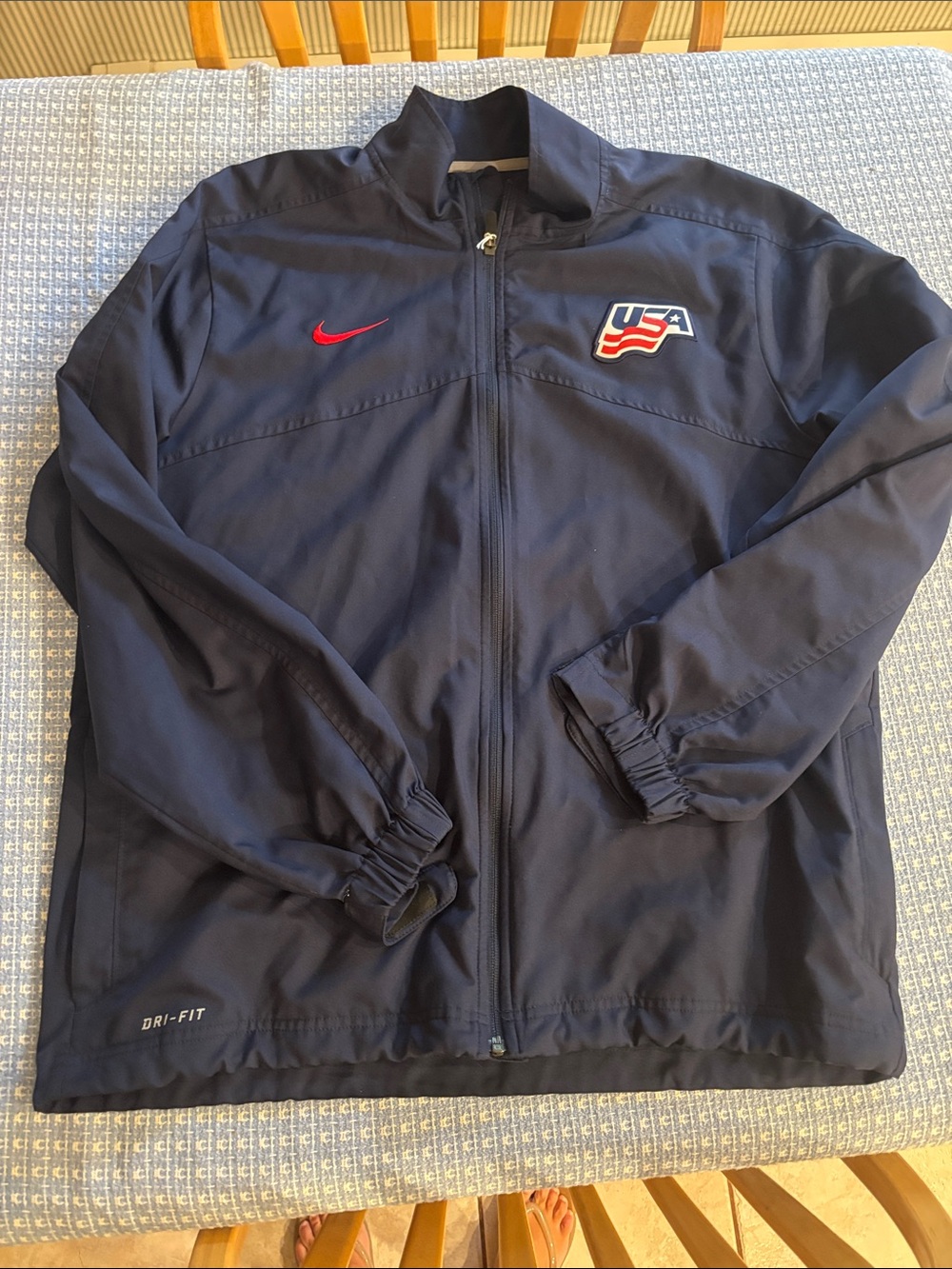 Nike Navy Windbreaker Jacket with Red Swoosh and USA Hockey Patch NWOT